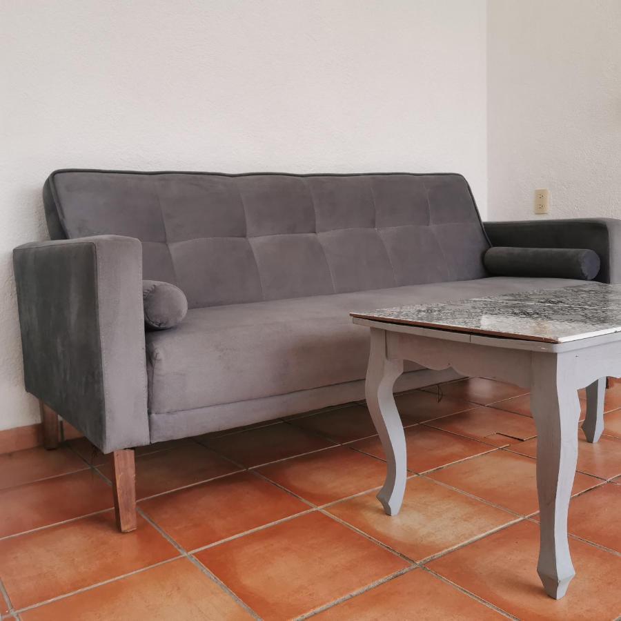 1 Bedroom Apt With Ac , Tv , Wi-Fi Near Dt And Beach 지와타네호 외부 사진