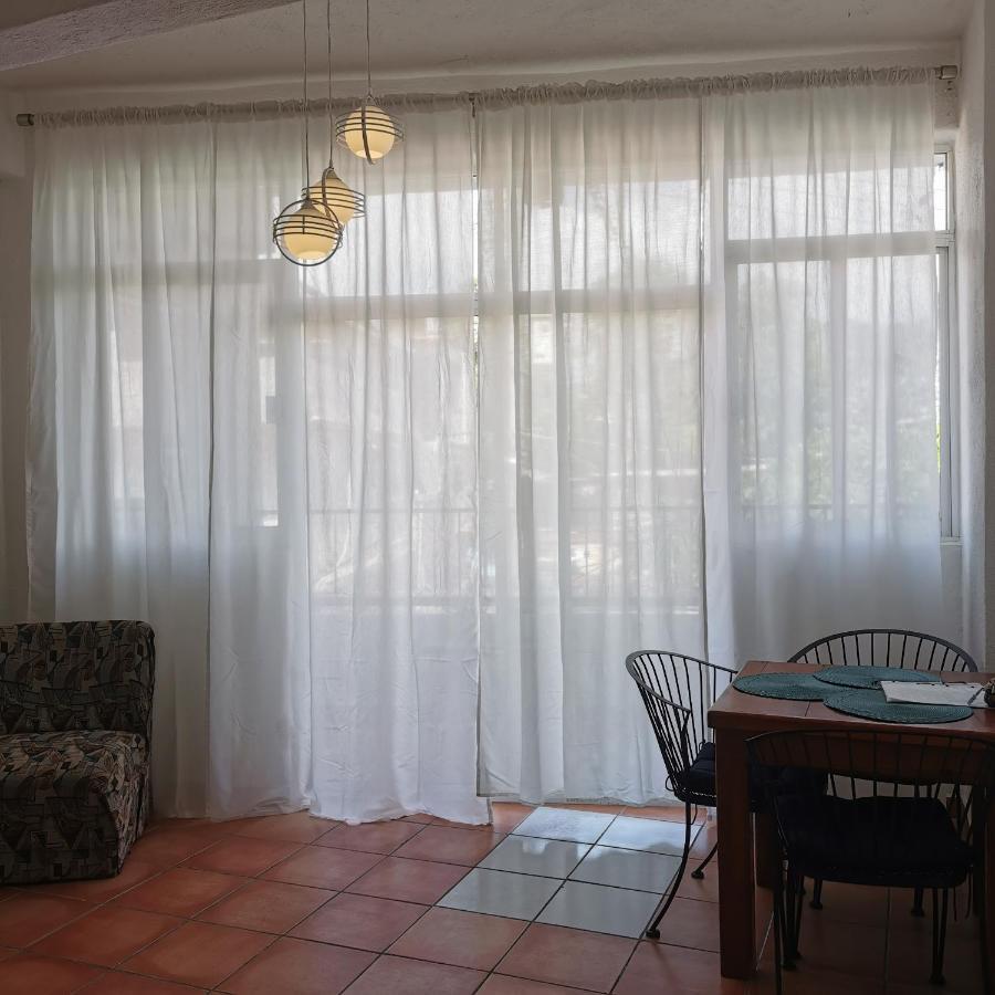 1 Bedroom Apt With Ac , Tv , Wi-Fi Near Dt And Beach 지와타네호 외부 사진