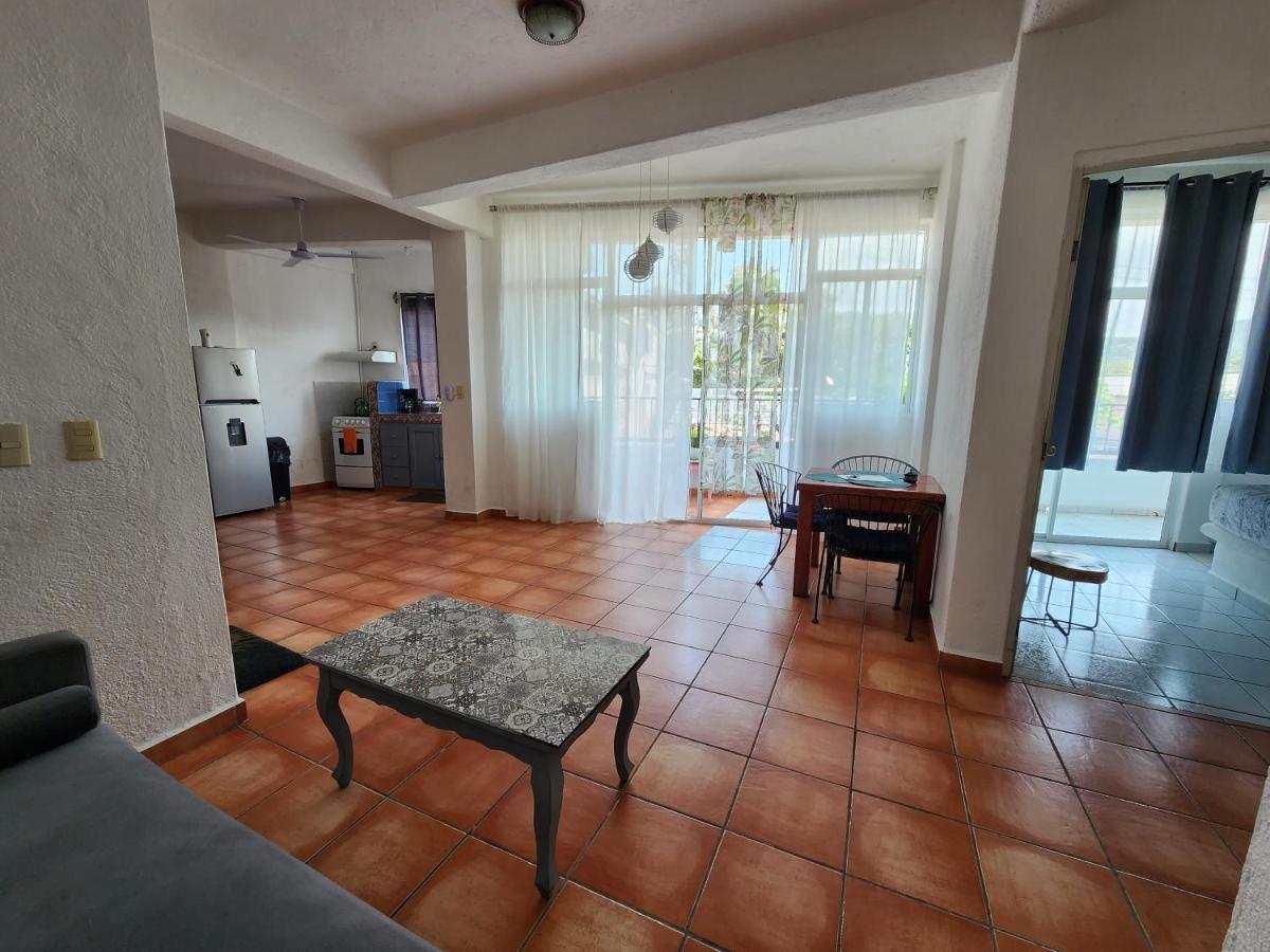 1 Bedroom Apt With Ac , Tv , Wi-Fi Near Dt And Beach 지와타네호 외부 사진